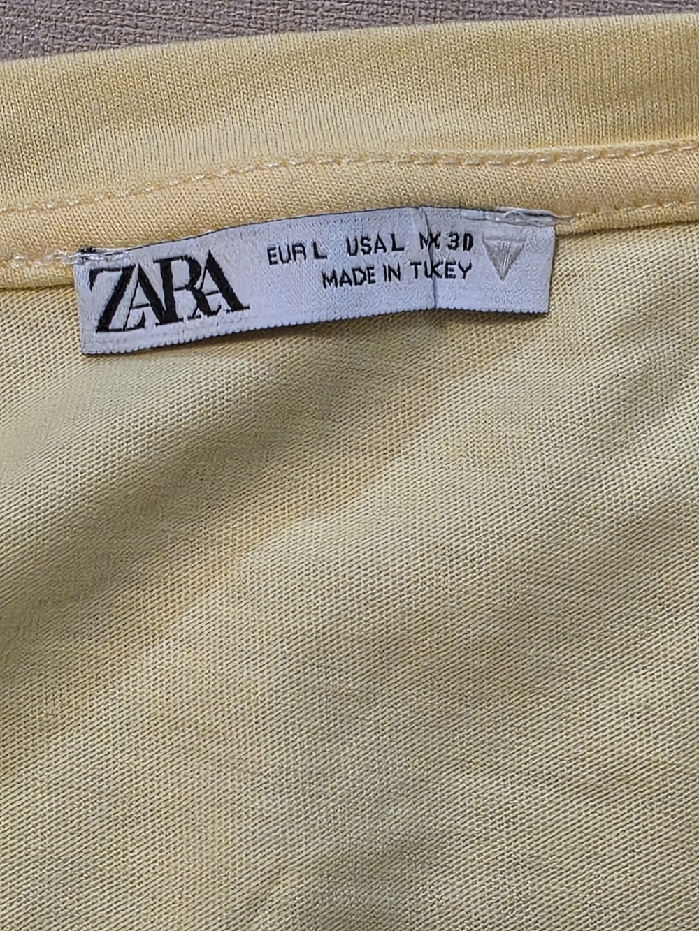 NWOT Zara Contrast Top T-Shirt Light - Yellow Size L - Picture 6 of 8
